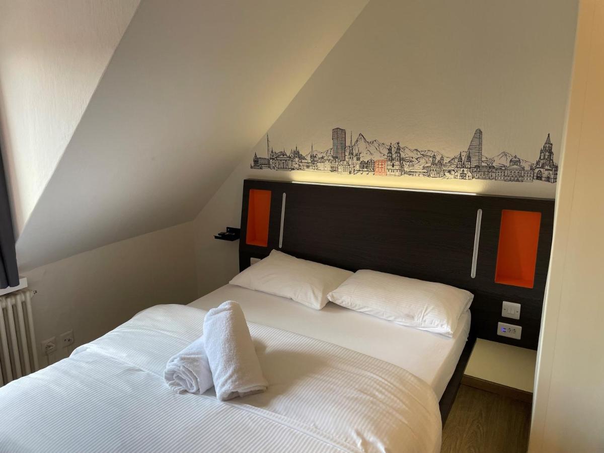 Easyhotel Zuerich Limmatplatz Exterior foto